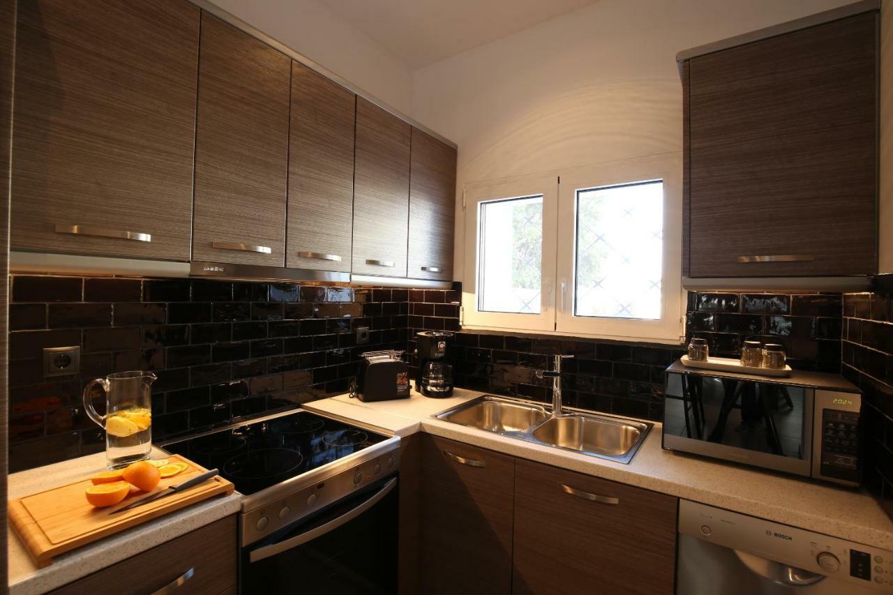 Little Small Villa In Psychiko, Athens Ngoại thất bức ảnh